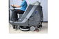 180L Professional Ride On Floor Sweeper เครื่องทำความสะอาดพื้นสำหรับพื้นที่ขนาดใหญ่